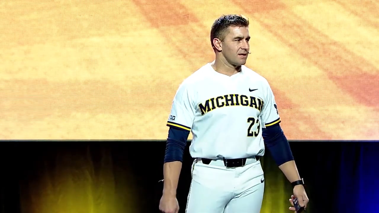 2018 Erik Bakich